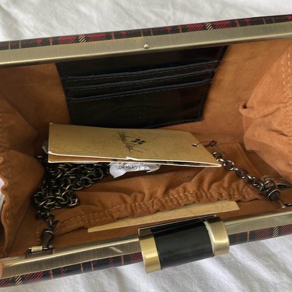 Patricia Nash Plaid Tartan Clutch with chain NWT - Picture 6 of 13
